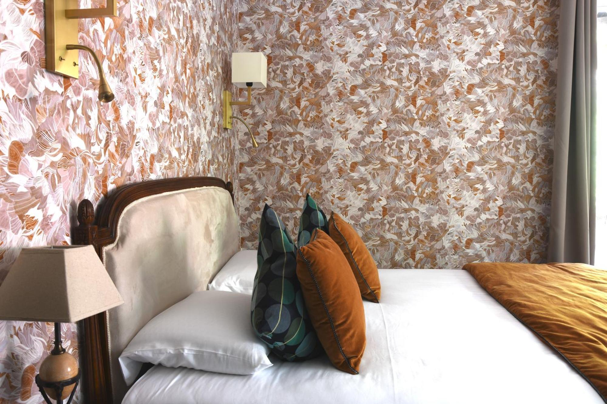 Le Moulin Des Ruats Hotel อาวาลง ภายนอก รูปภาพ