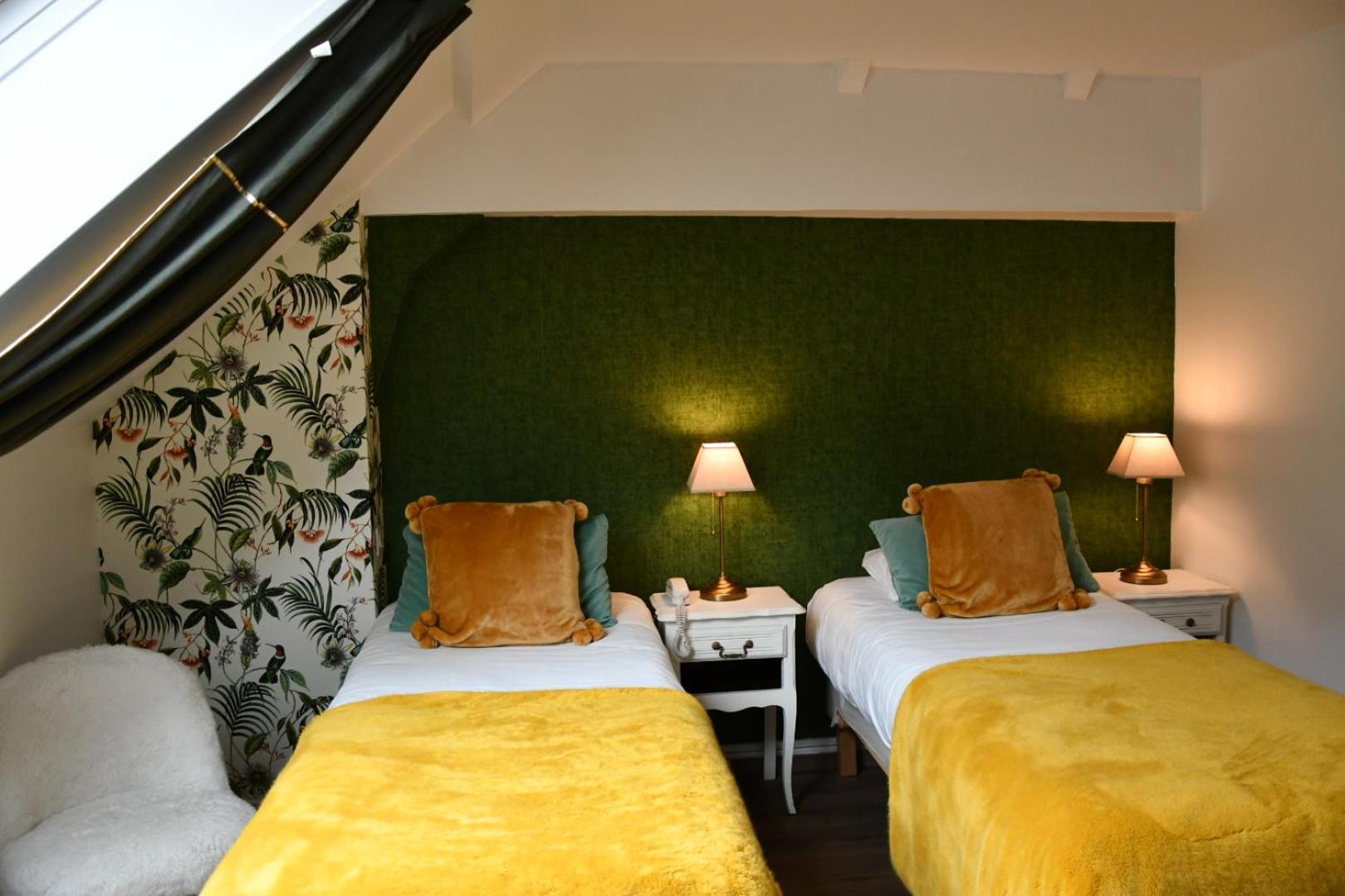 Le Moulin Des Ruats Hotel อาวาลง ภายนอก รูปภาพ